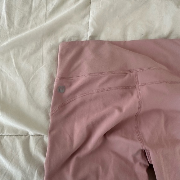 Fabletics - Picture 3 of 3